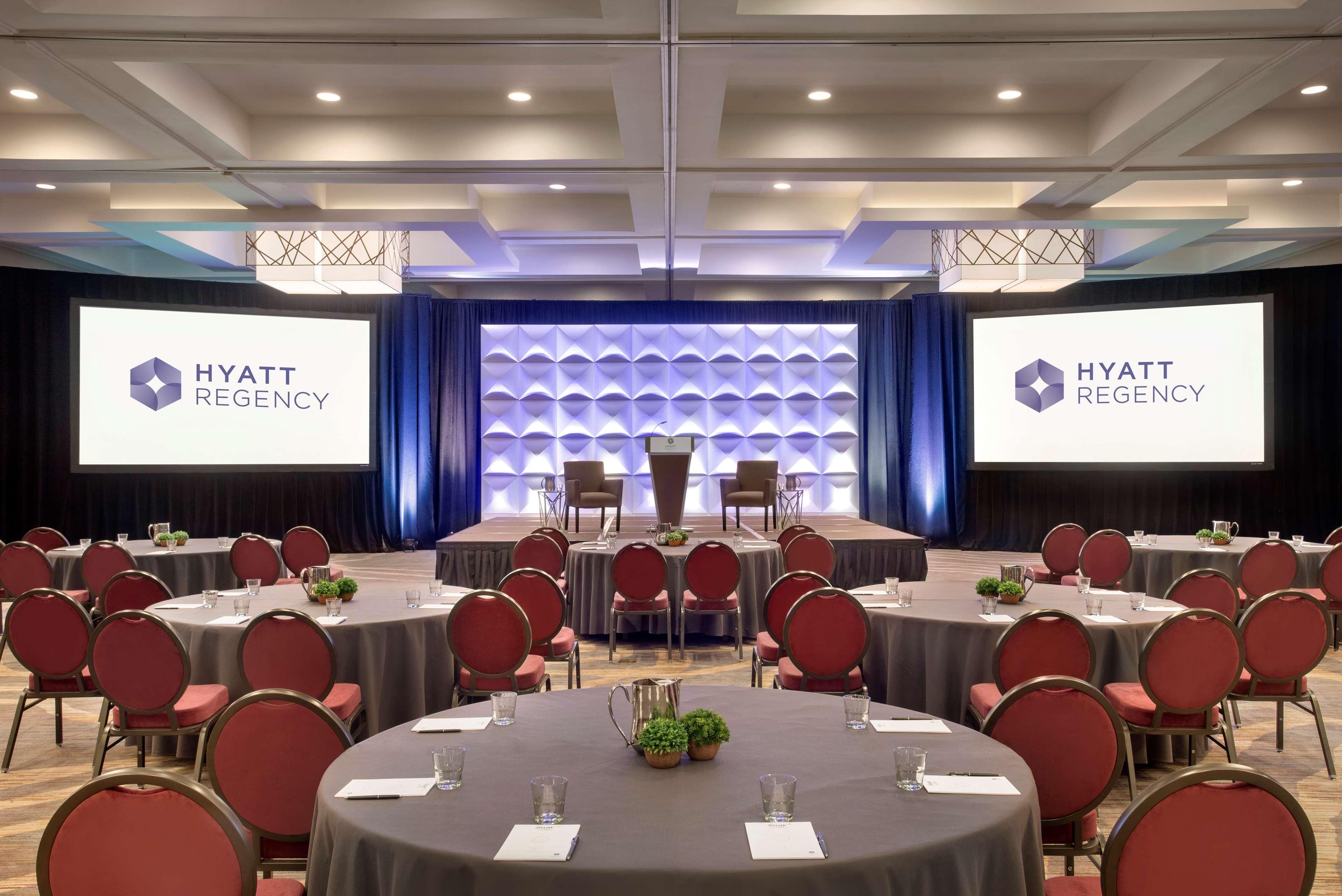 Hyatt Regency 3*